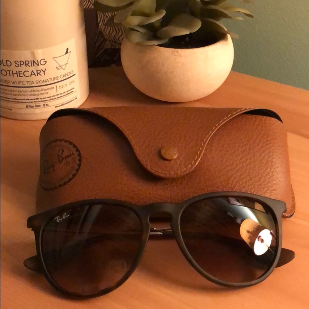 Erika Ray Bans